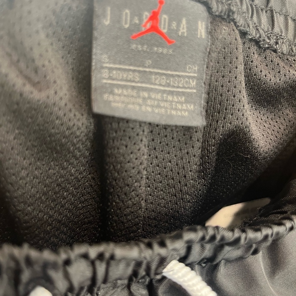 Jordan Black Boys Athletic Lined Shorts Size 8-10 - Picture 4 of 5